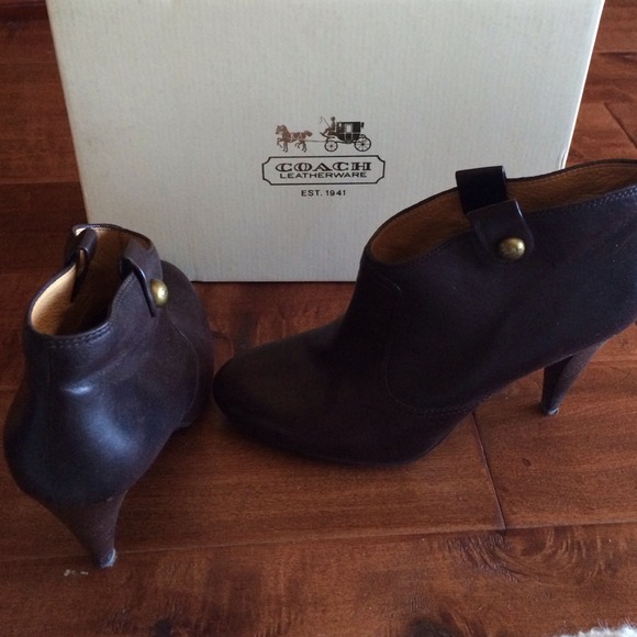 Leather ankle boots by Coach - Picture 2 of 3