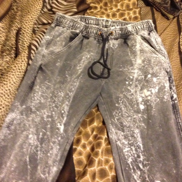 Joggers - Picture 1 of 3