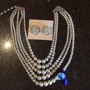 Paul Morris Vintage Pearls with matching earrings