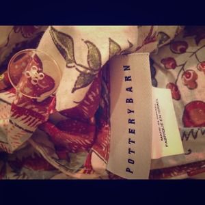 Potterybarn queen Duvet cover