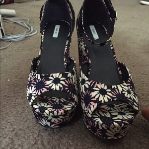 Floral Kimichi Blue Wedge