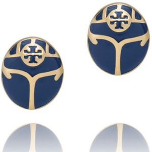 Authentic Tory Burch Winslow Beetle earring. NWOT