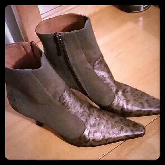 Donald J. Pliner Boots - Donald J. Pliner boots