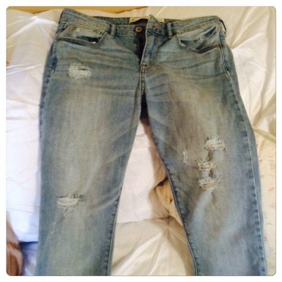 Abercrombie destroyed jeans