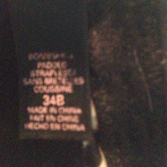 Victoria Secrets Multi Way Bra Can be strapless! - Picture 2 of 2