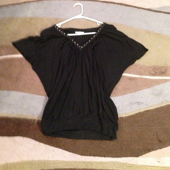 Cute black top!
