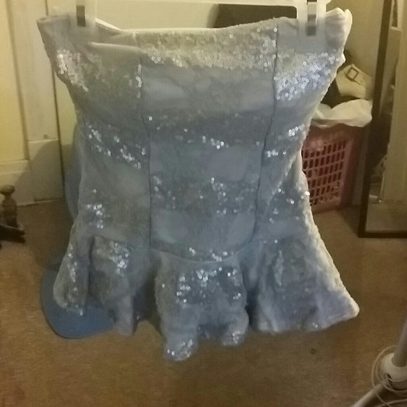 Cute top!!
