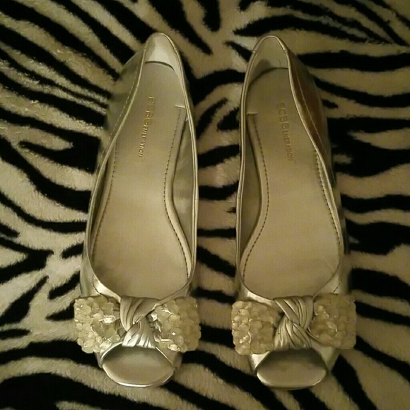 Bcbg flats