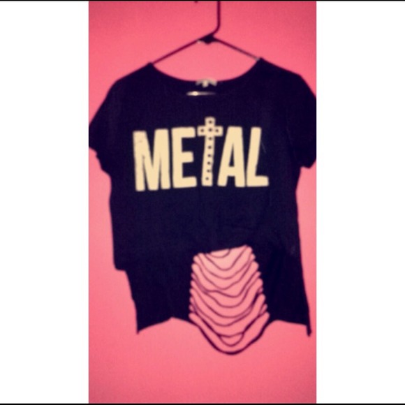 A crop top from Charlotte Russe. - Picture 1 of 3