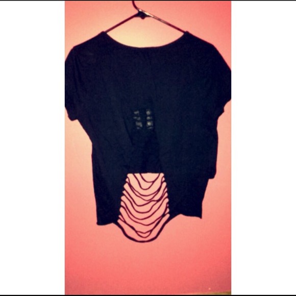 A crop top from Charlotte Russe. - Picture 2 of 3