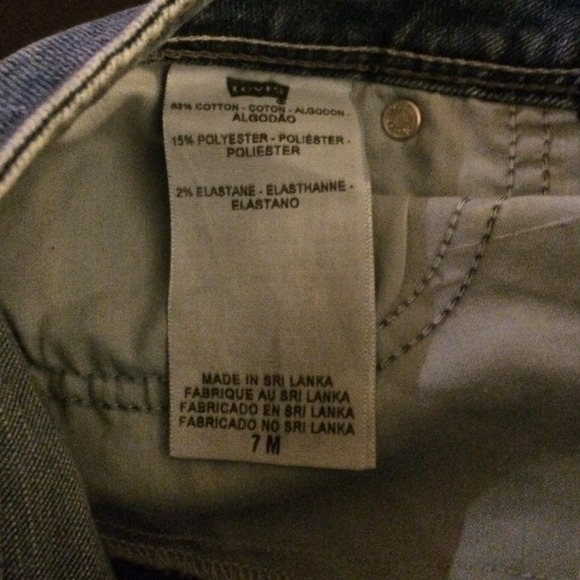 Levi's Bold Curve, size 7M - Picture 3 of 3