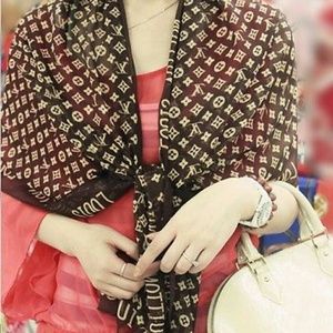 Fashion scarf