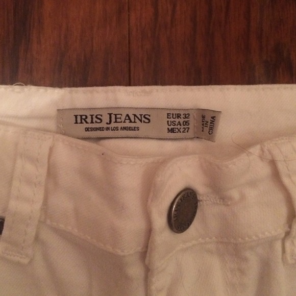 White Ripped Skinny Jeans - Picture 3 of 3