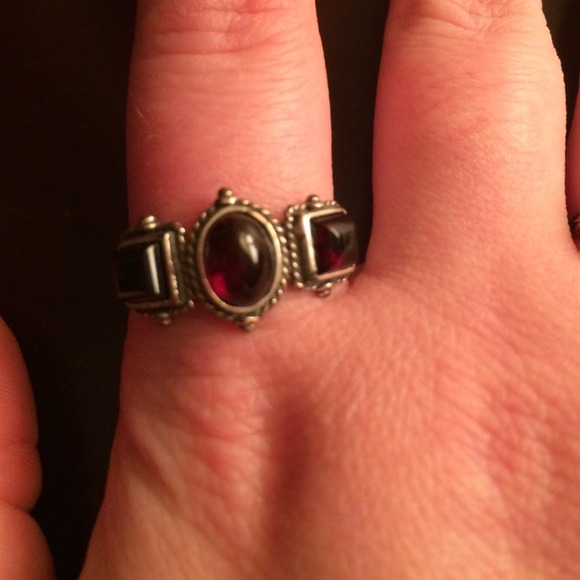 Sterling and Amber ring - Picture 2 of 3