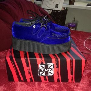 TUK Blue Velvet Creepers😍
