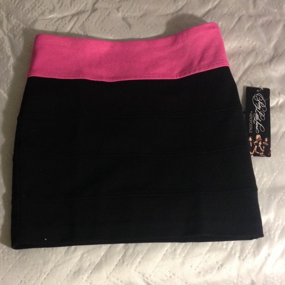 Aeropostale Pretty Little Liars Skirt