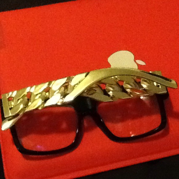 FASHION GLASSES . - Picture 3 of 3