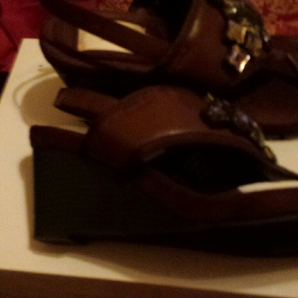 Sandals - Picture 2 of 4