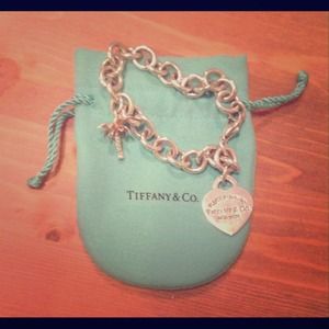 Tiffany & Co. Charm bracelet. 100% authentic!