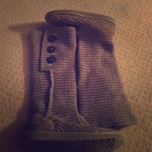 Grey Knit Uggs