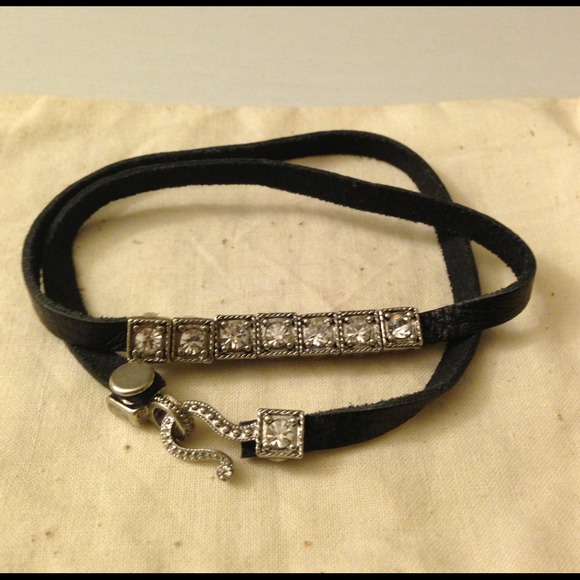 Women's wrap bracelet