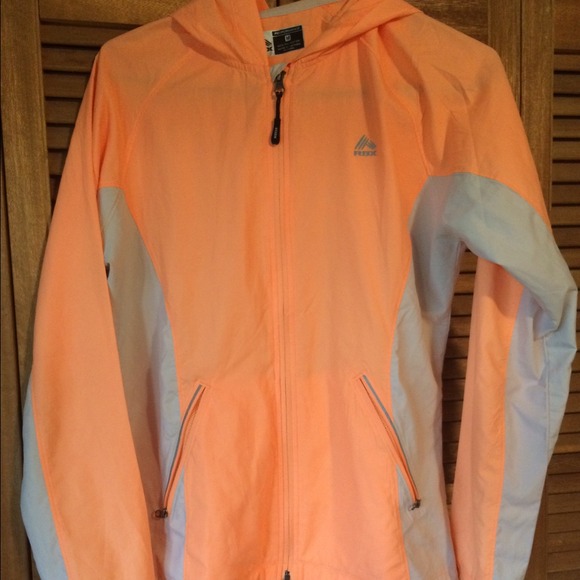 🚫Traded🚫 RBX windbreaker