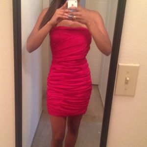 Reduced!! Express Dress size 4/6 runs small