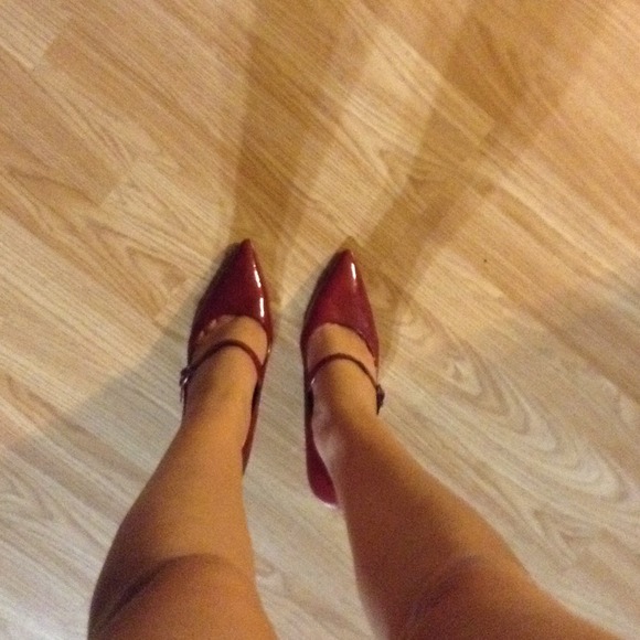 Nine West Red patent  leather heals.