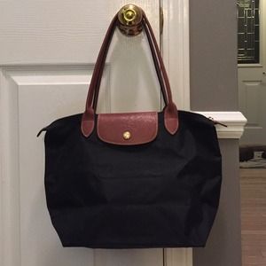 Black medium long champ