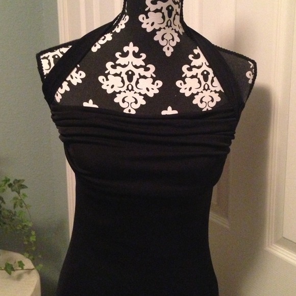 Very pretty classic black dress!!! - Picture 2 of 2
