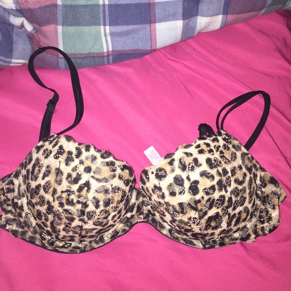 Cheetah print vs bra
