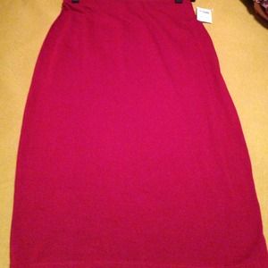 A burgundy pencil skirt size large