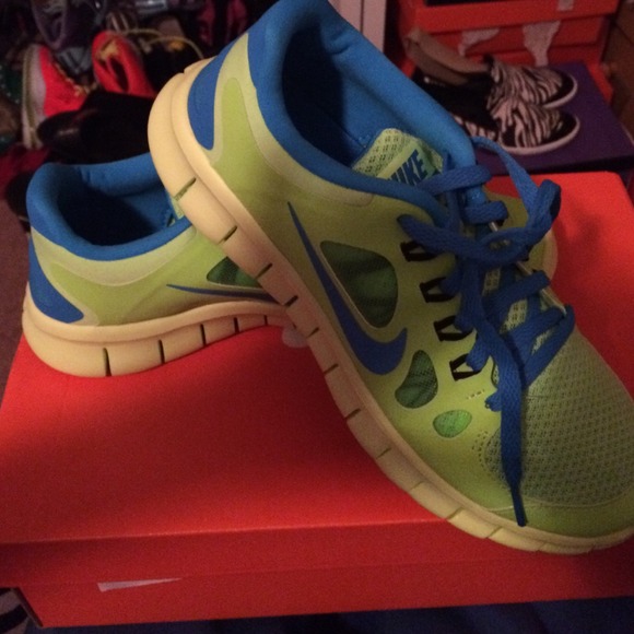 SOLD✋🏾💯 - Picture 1 of 4