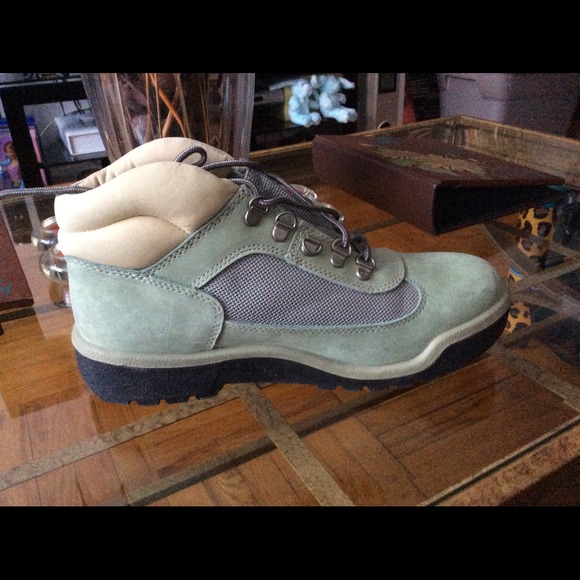 Ladies boots