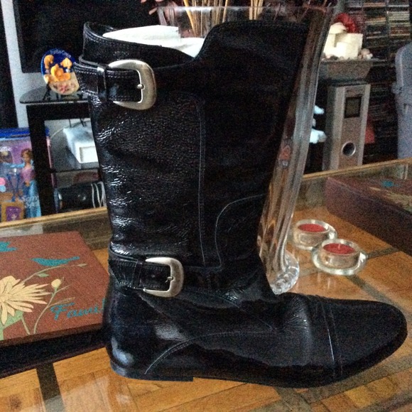 Ladies boots