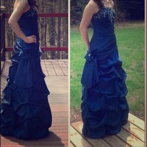 Navy blue prom dress