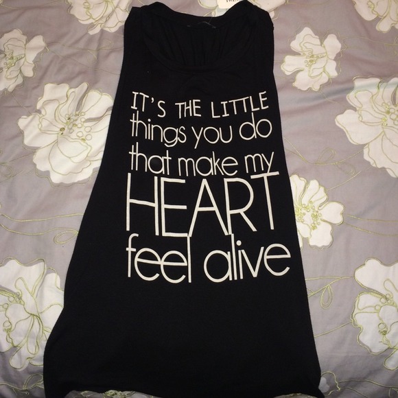 Forever 21 muscle shirt