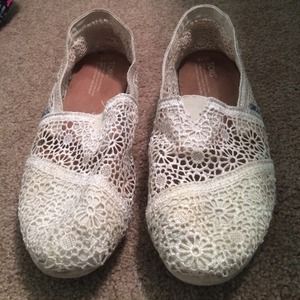 White Lace TOMS