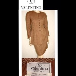 SOLD! AUTHENTIC VTG VALENTINO BOUTIQUE BROWN TWEED SUIT