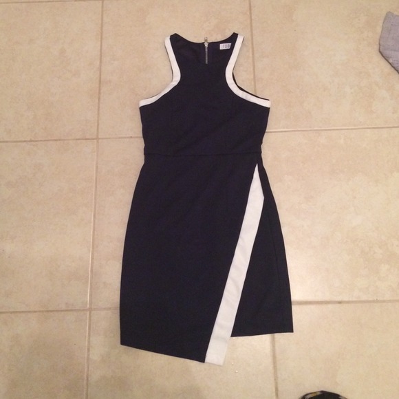 Tobi classy navy and white bodycon dress