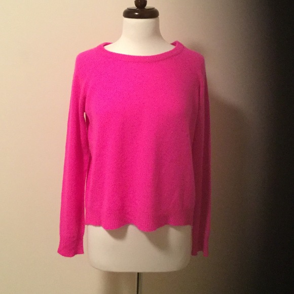 Simply stunning hot pink cashmere sweater