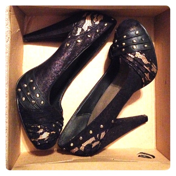 BKE Sole Shoes 6.5