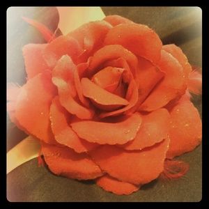 Rose hair piece/pin