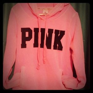 Victoria secret hoodie! So warm!! Reduce to 20!