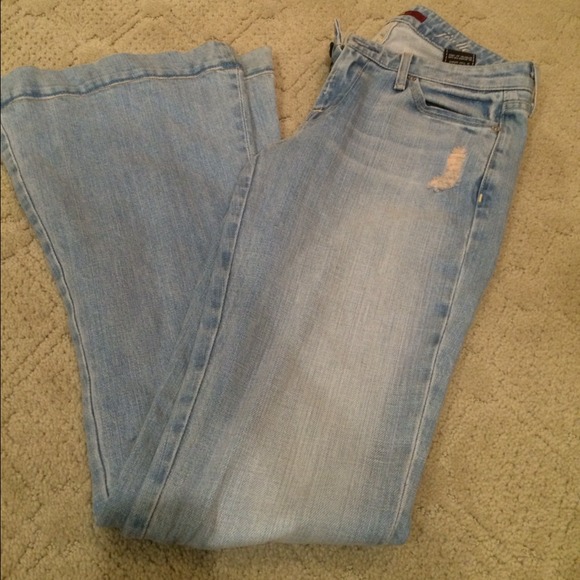 Seven Jeans