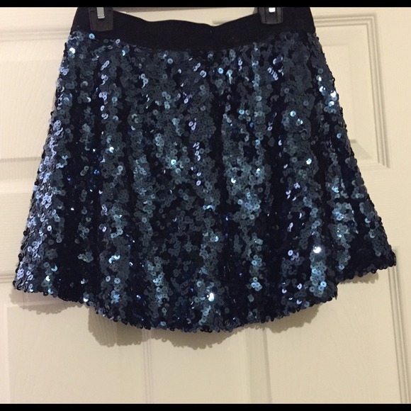 ✨SEQUIN flare skirt✨