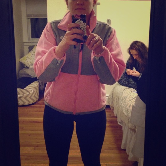 North face Pink. Worn twice. Too small for me now.