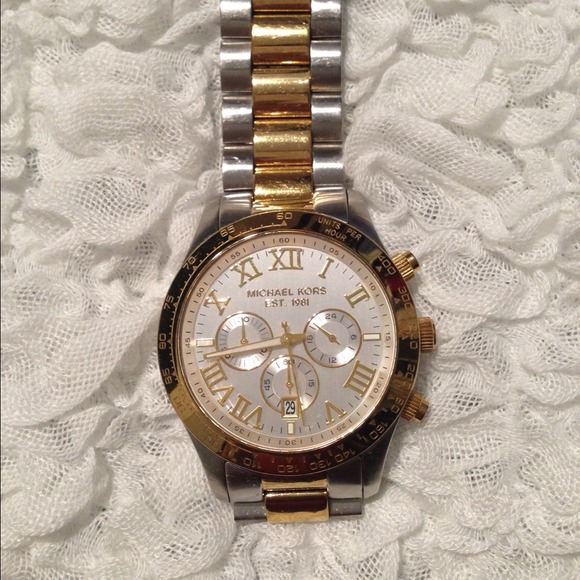 Michael kors two colored metal watch (gold&silver)