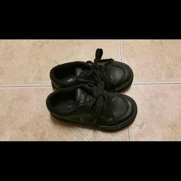 Toddler boys polo shoes - Picture 3 of 3