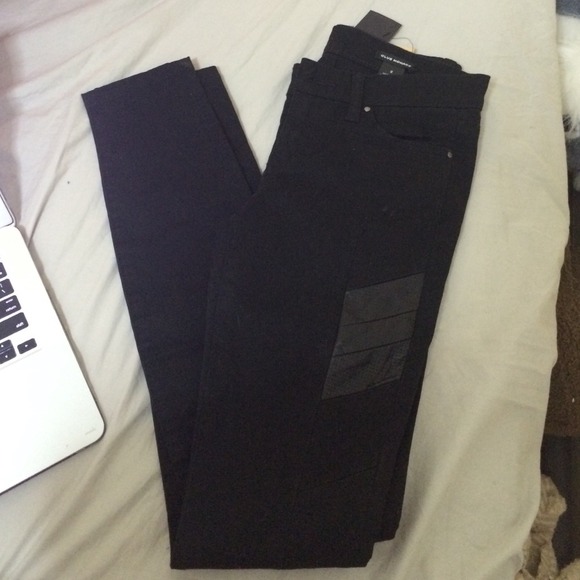 Brand new club monaco black skinny jeans